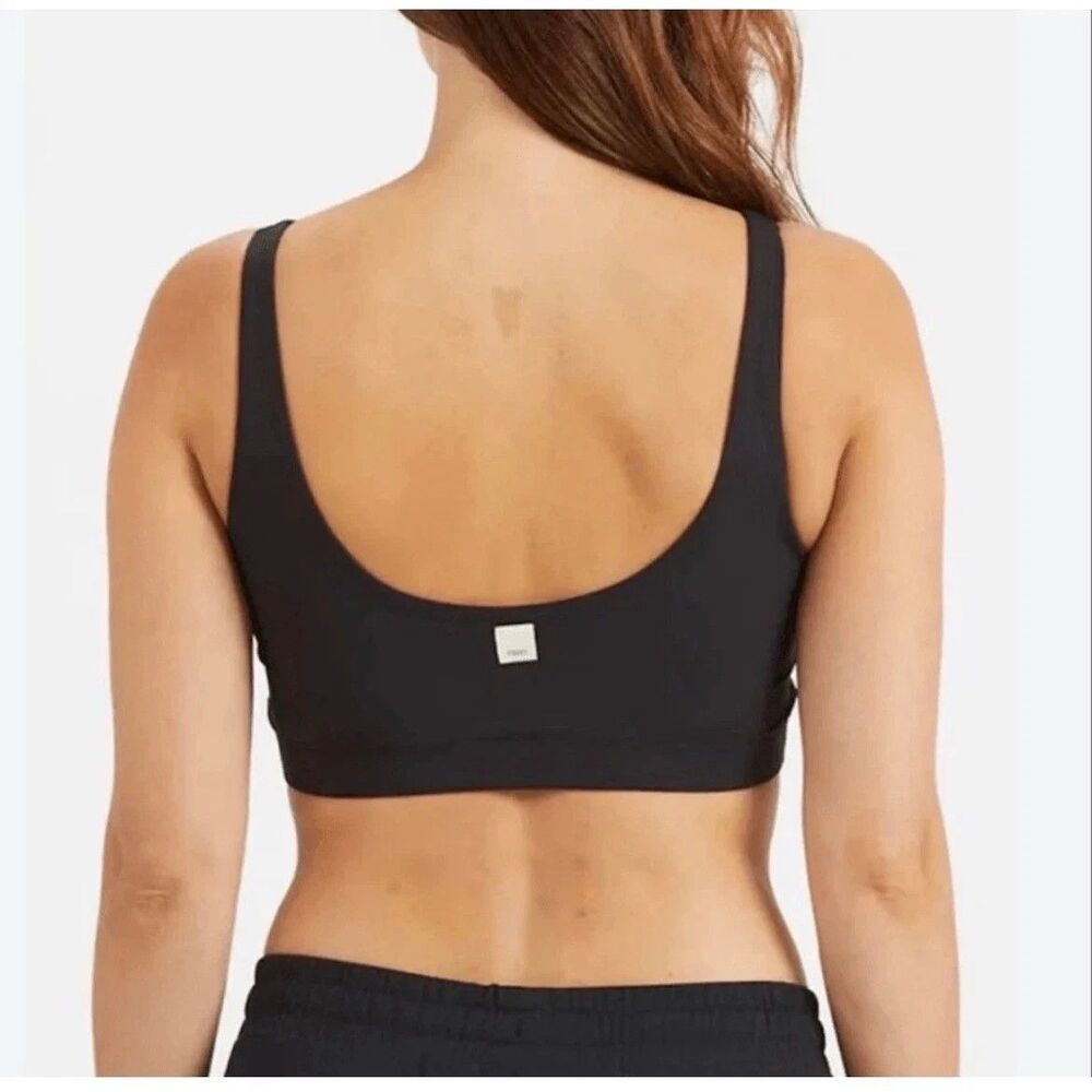 Vuori Daily Bra Black Scoop Neck Activewear Sports Bra XL Womens VW158
